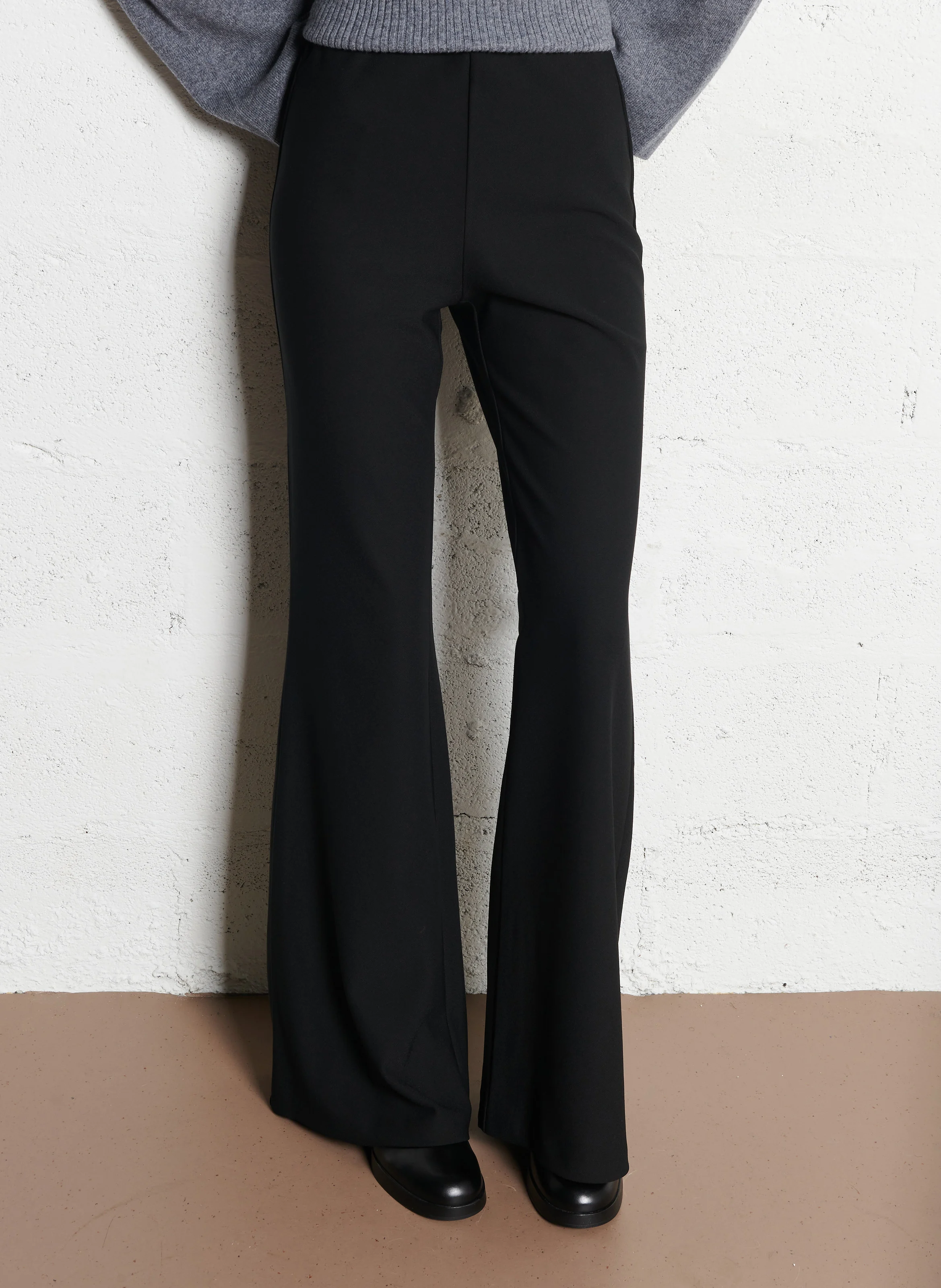 POPPY - Pantalon évasé cropped | Noir