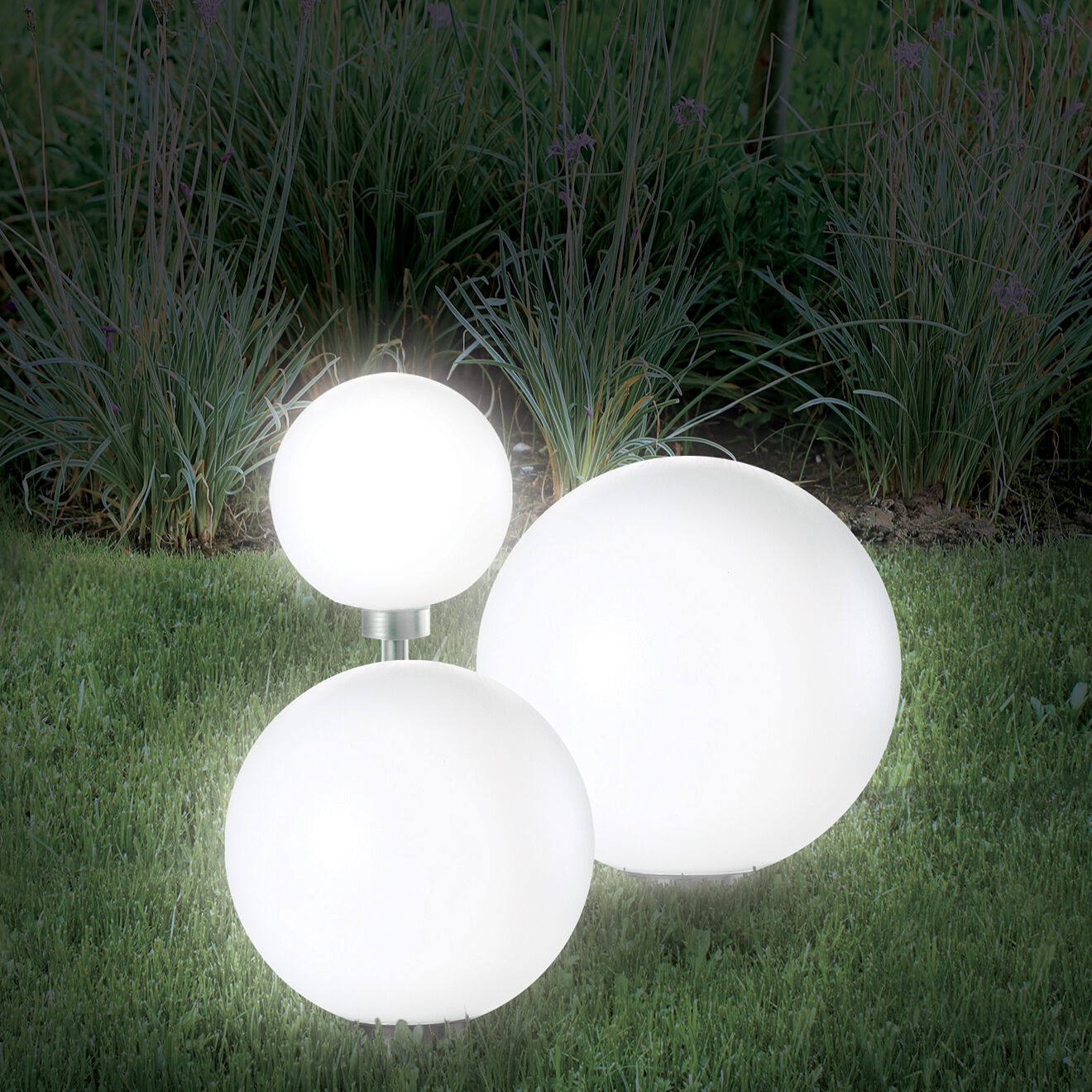 Pratik Garden Lampe Solaire Comète Inox/blanc - D.30 cm