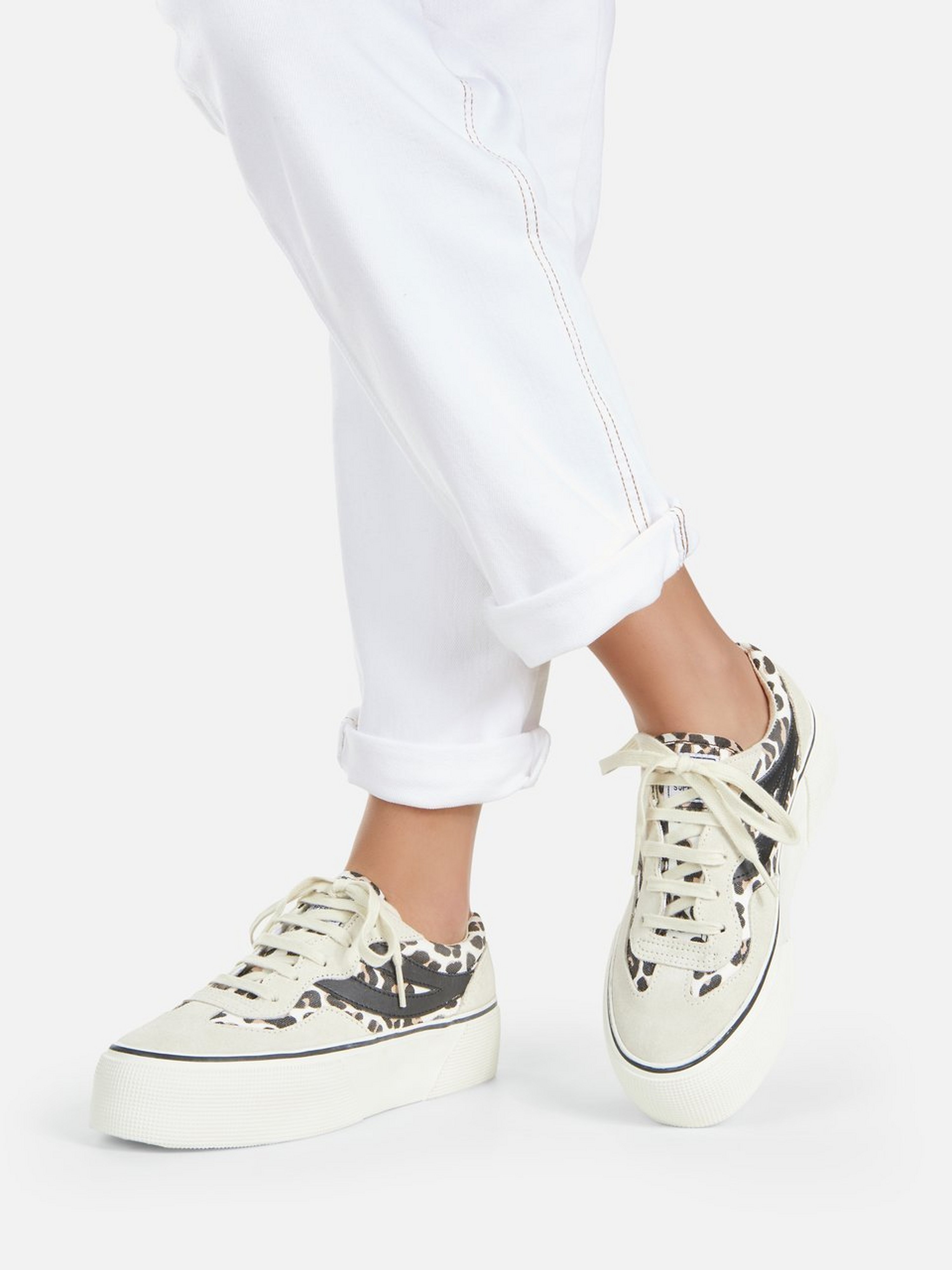 Sneaker