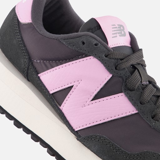 New Balance Sneakers zwart Suede