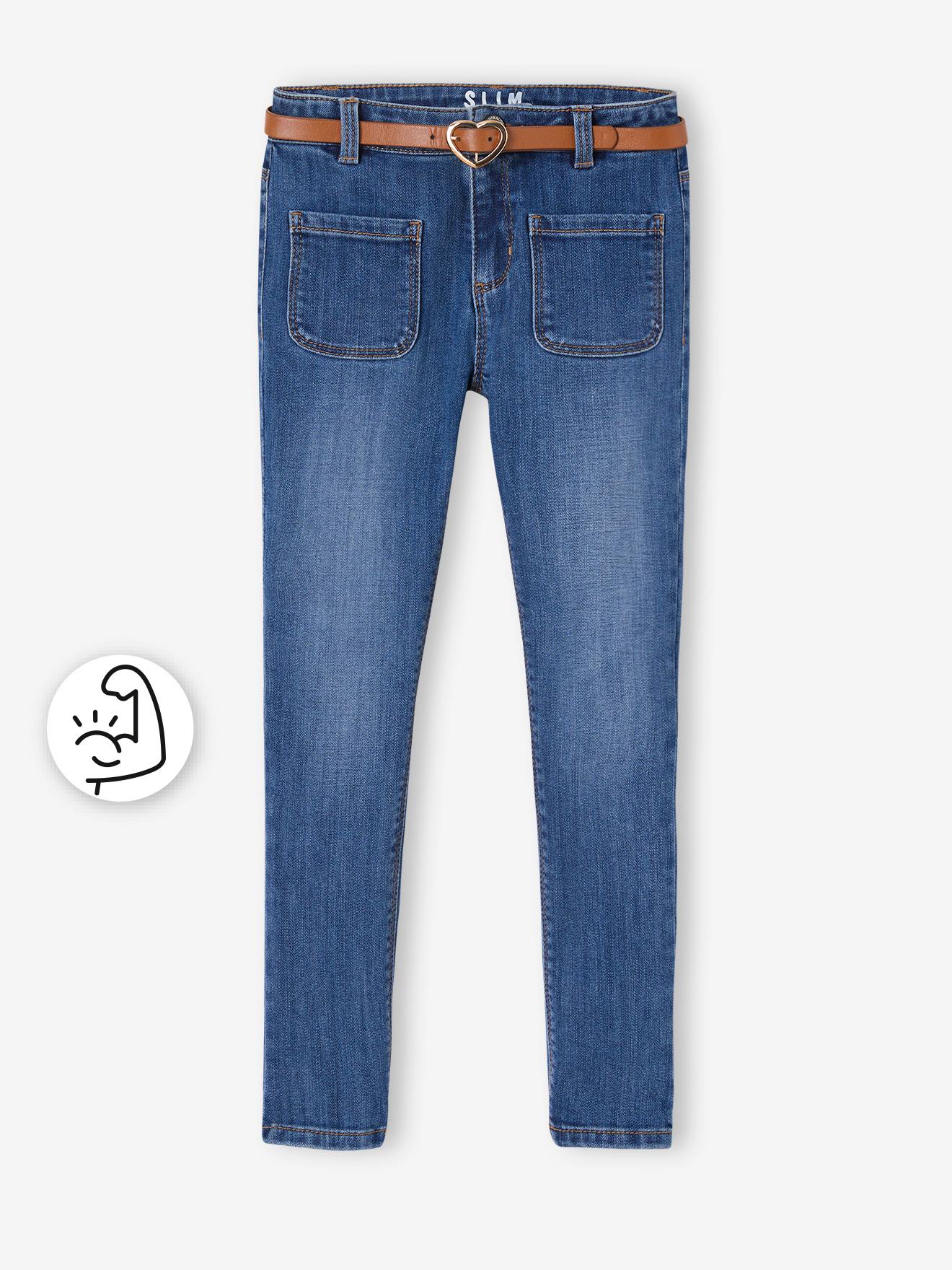 Calça jeans indestrutível e um cinto estiloso, para uma garota que curte maconha.