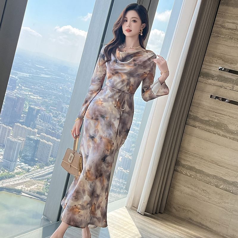 ZY·HT - Midi-jurk met lange mouwen en col en tie-dye-print