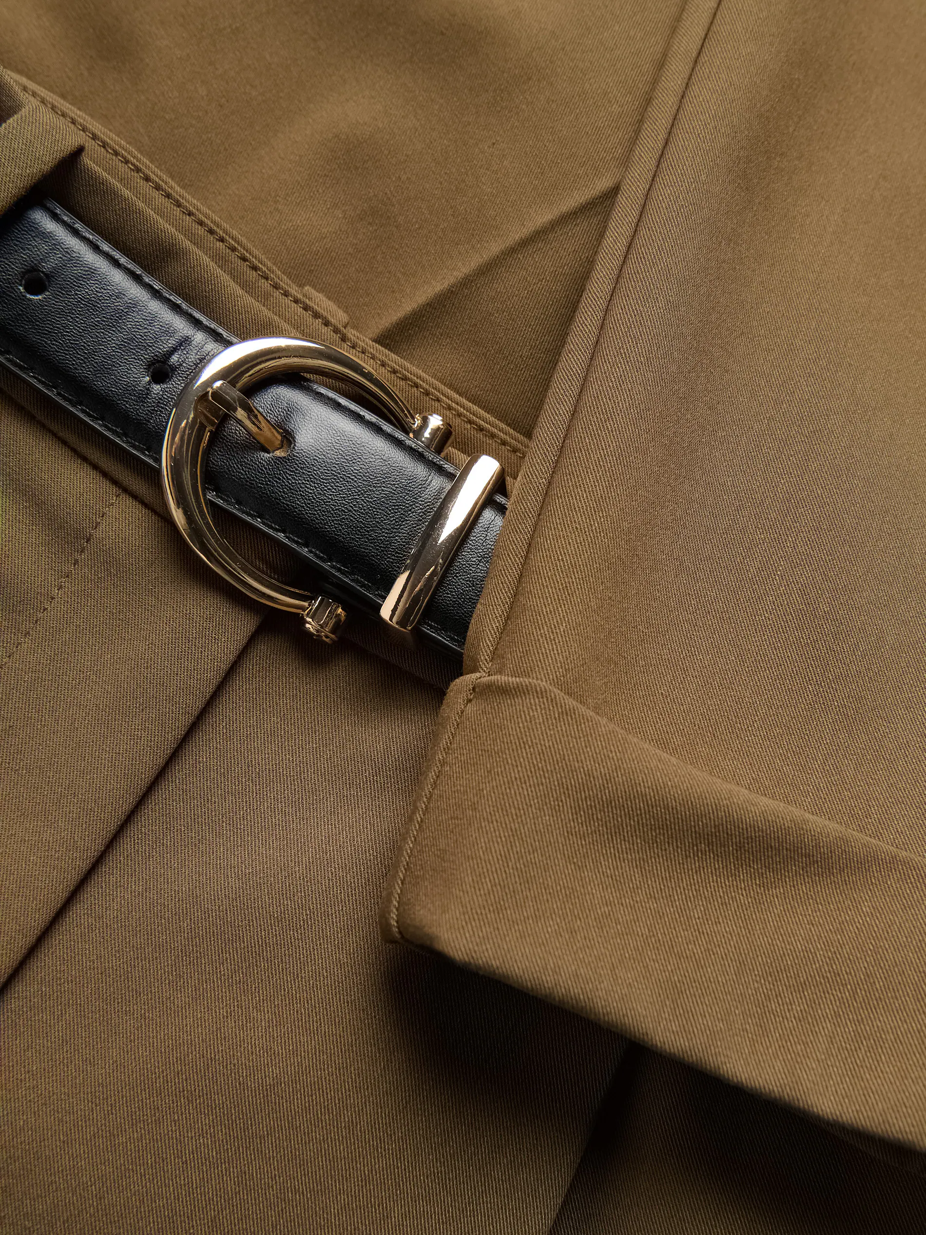 Hose mit Gürtel