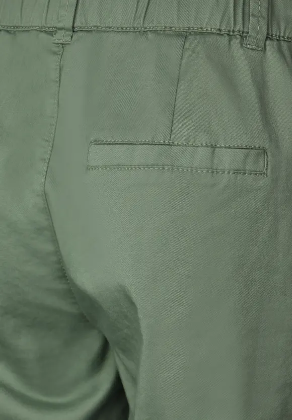 Casual Fit Chinohose - dry salvia green
