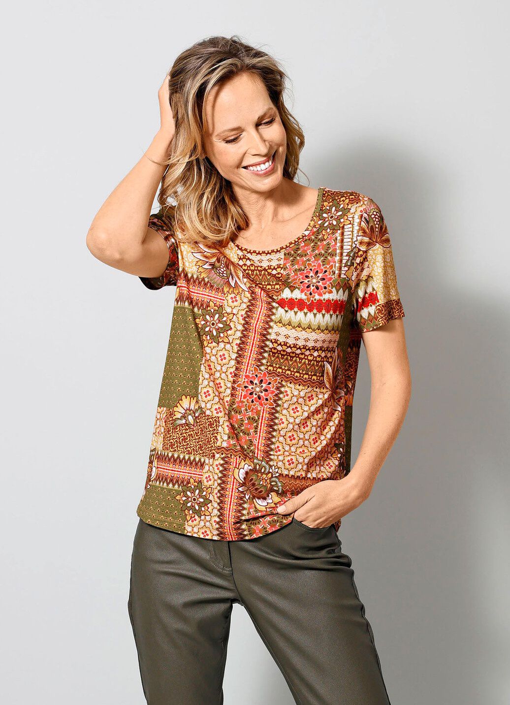 Shirt in gepatchter Optik
