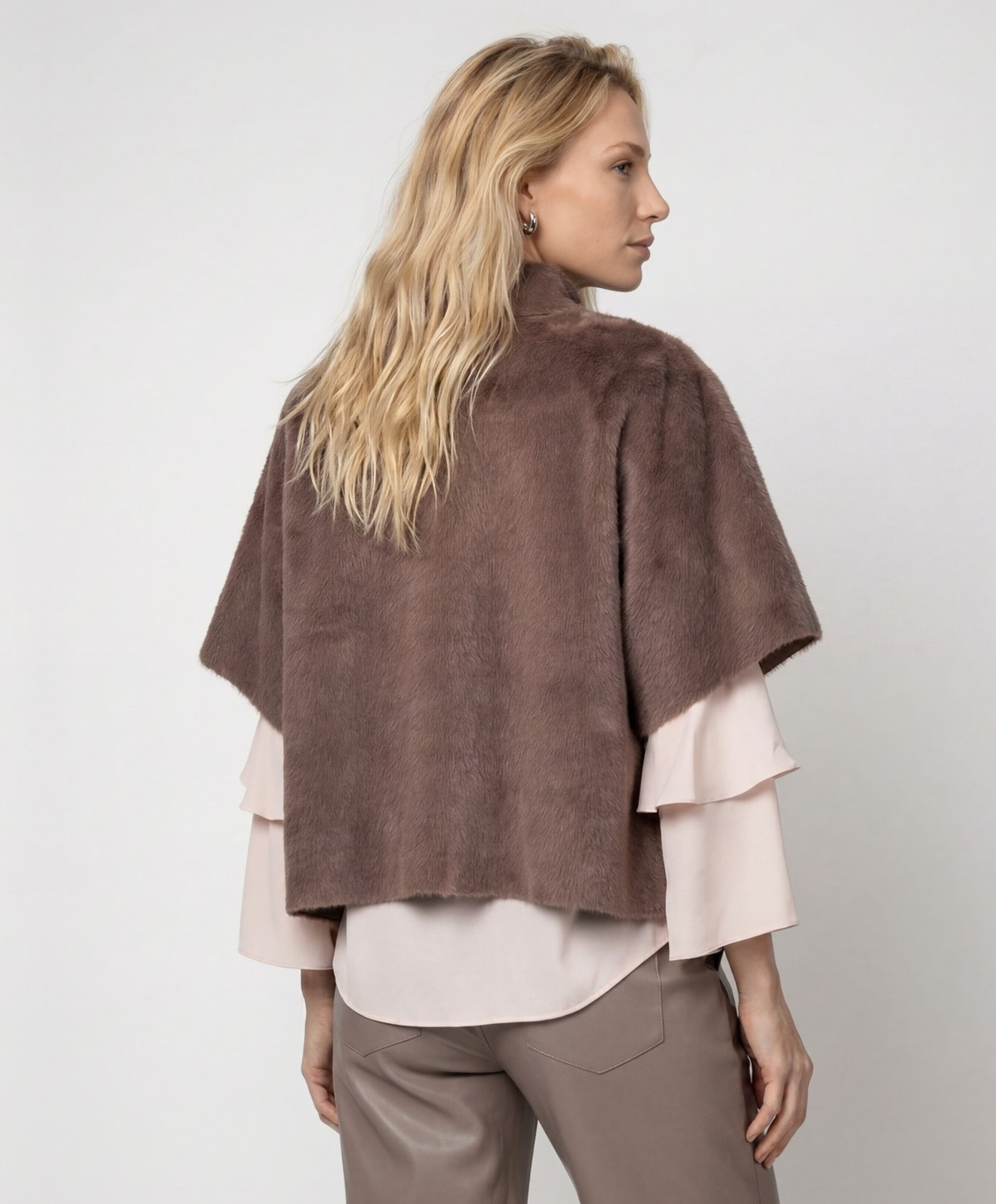 Monari Dames cape beige