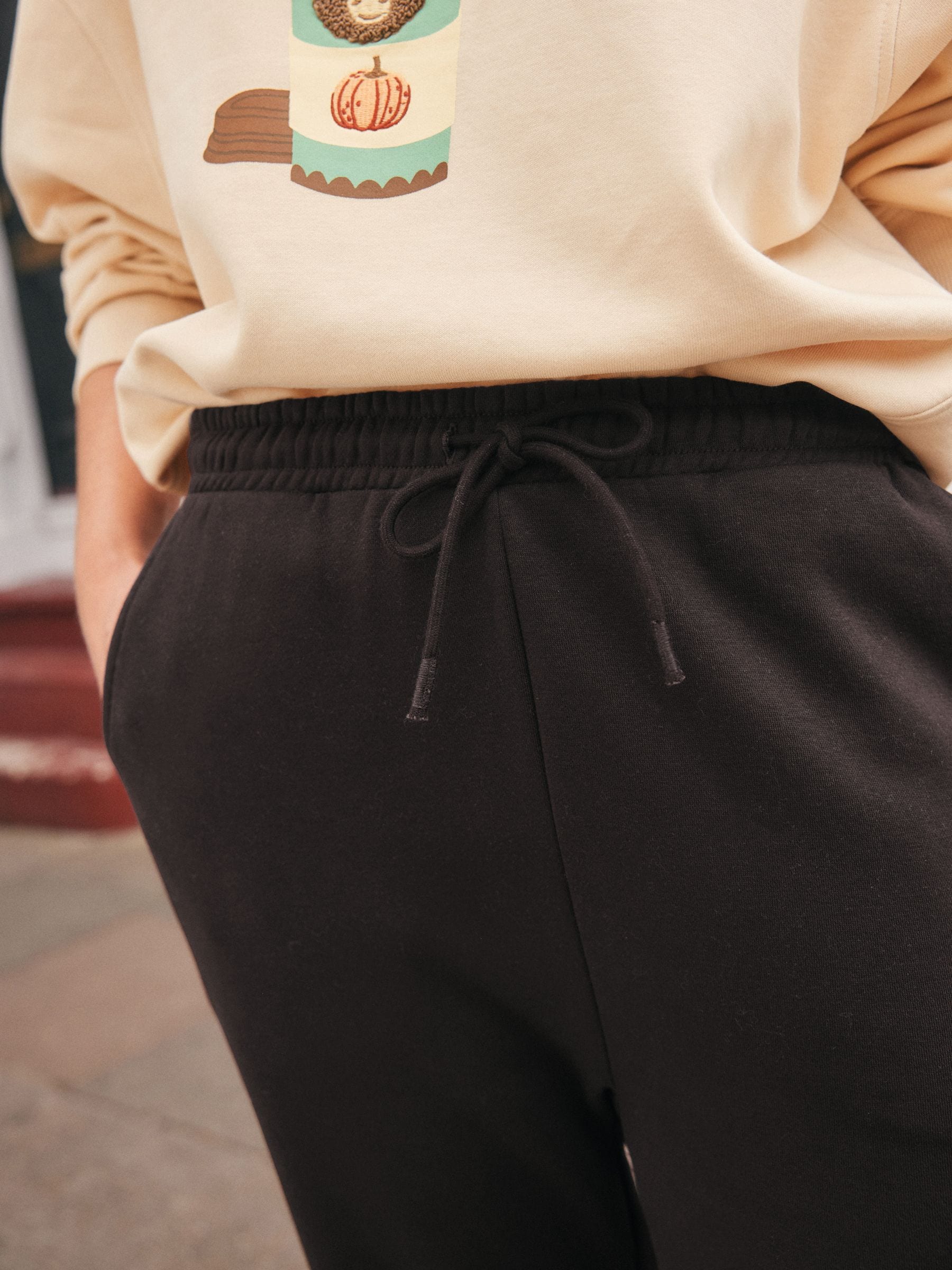 Chocoladebruin - Essentiële jersey joggingbroek met manchetten
