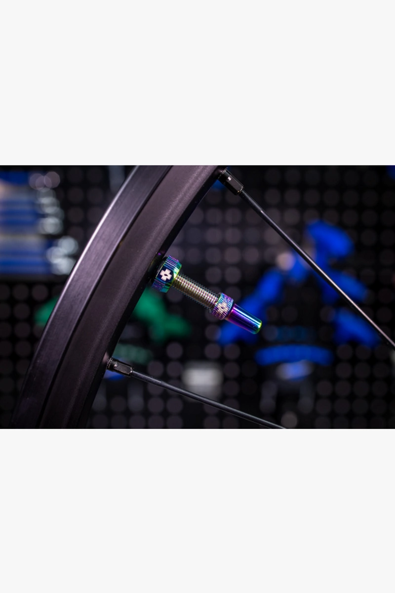 Muc-Off V2 Tubeless Kit 44 mm Ventil
