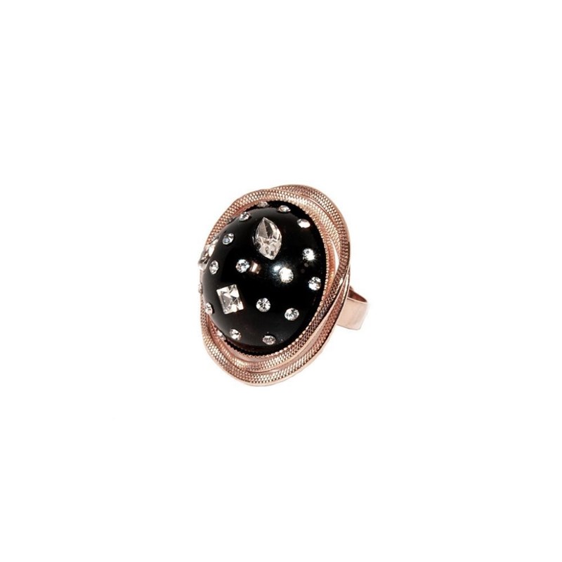 Bague en plaqué or rose faite à la main avec élément hémisphérique orné de crystaux - Bijou de créateur