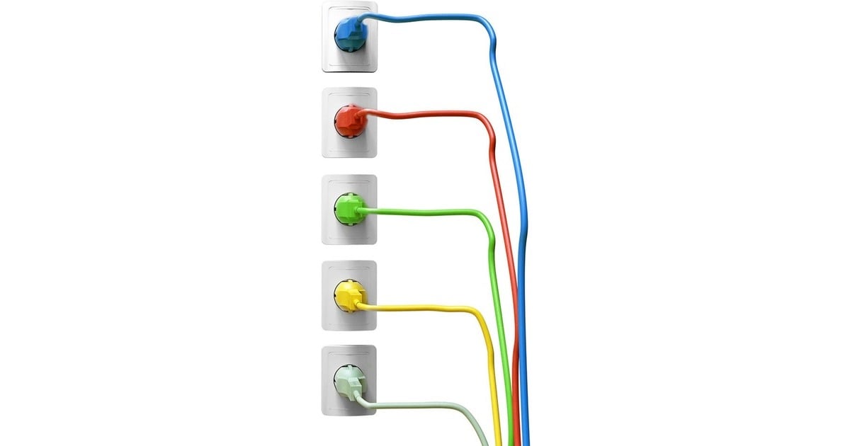 ACT ConnectivityNetsnoer CEE 7/7 male (haaks) - C13 zwart 0,5 m kabel  (Zwart)