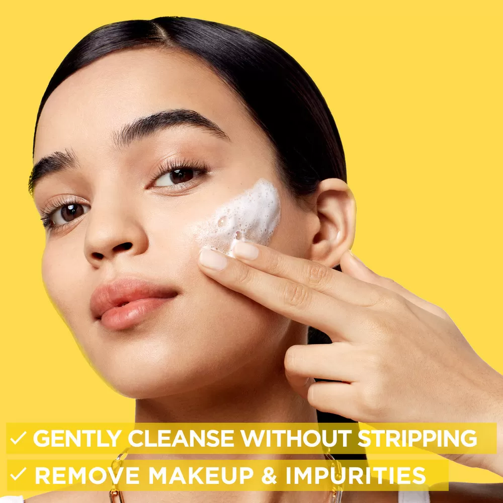 Garnier Skinactive Vitamin C Cleansing Gel For Dull Skin - 250 ml.
