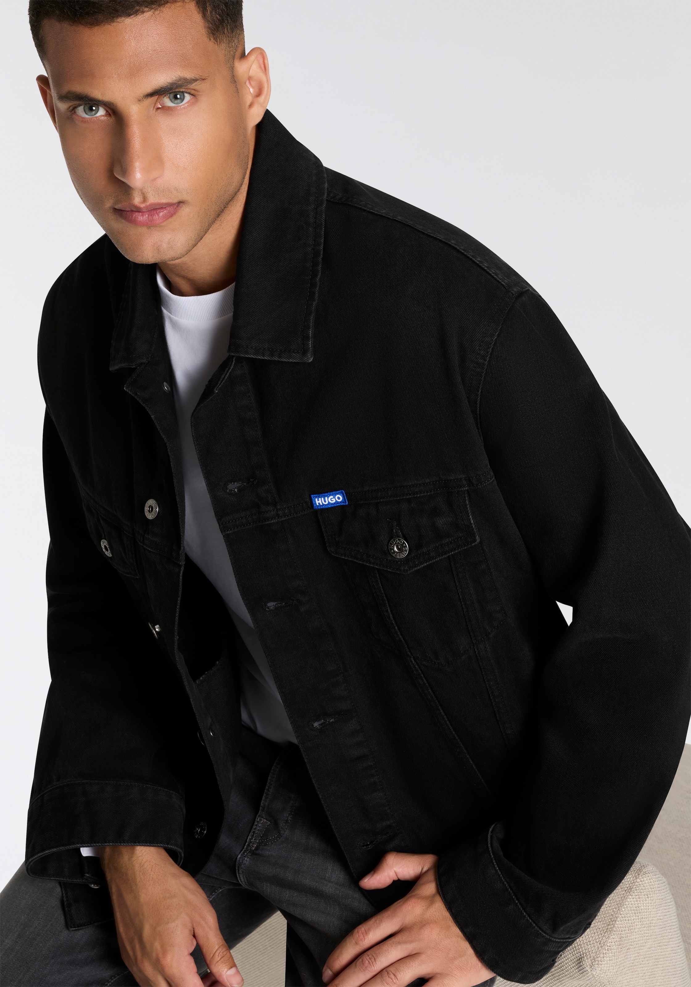 HUGO Blue Jeansjacke »Kirkby« mit Logo-Details, regular-fit