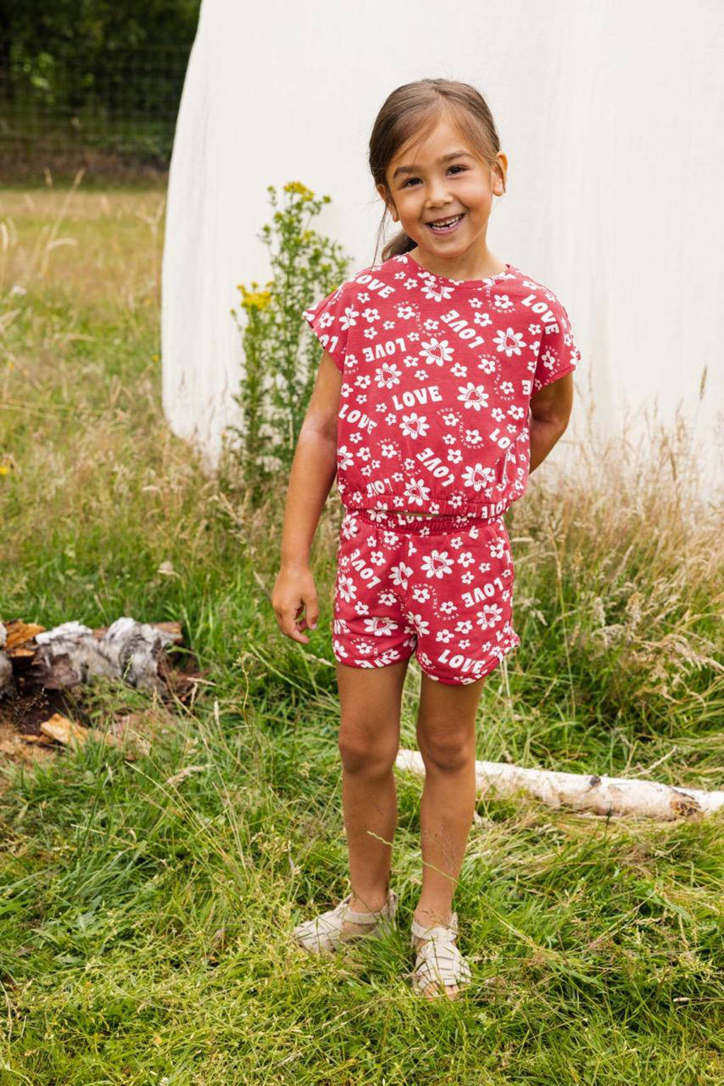 LOOXS casual short met all over print rood/wit
