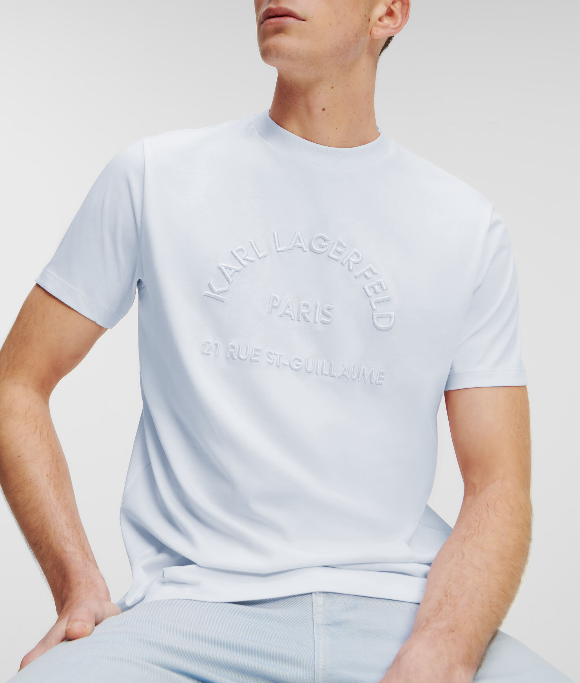 T-shirt avec logo brodé