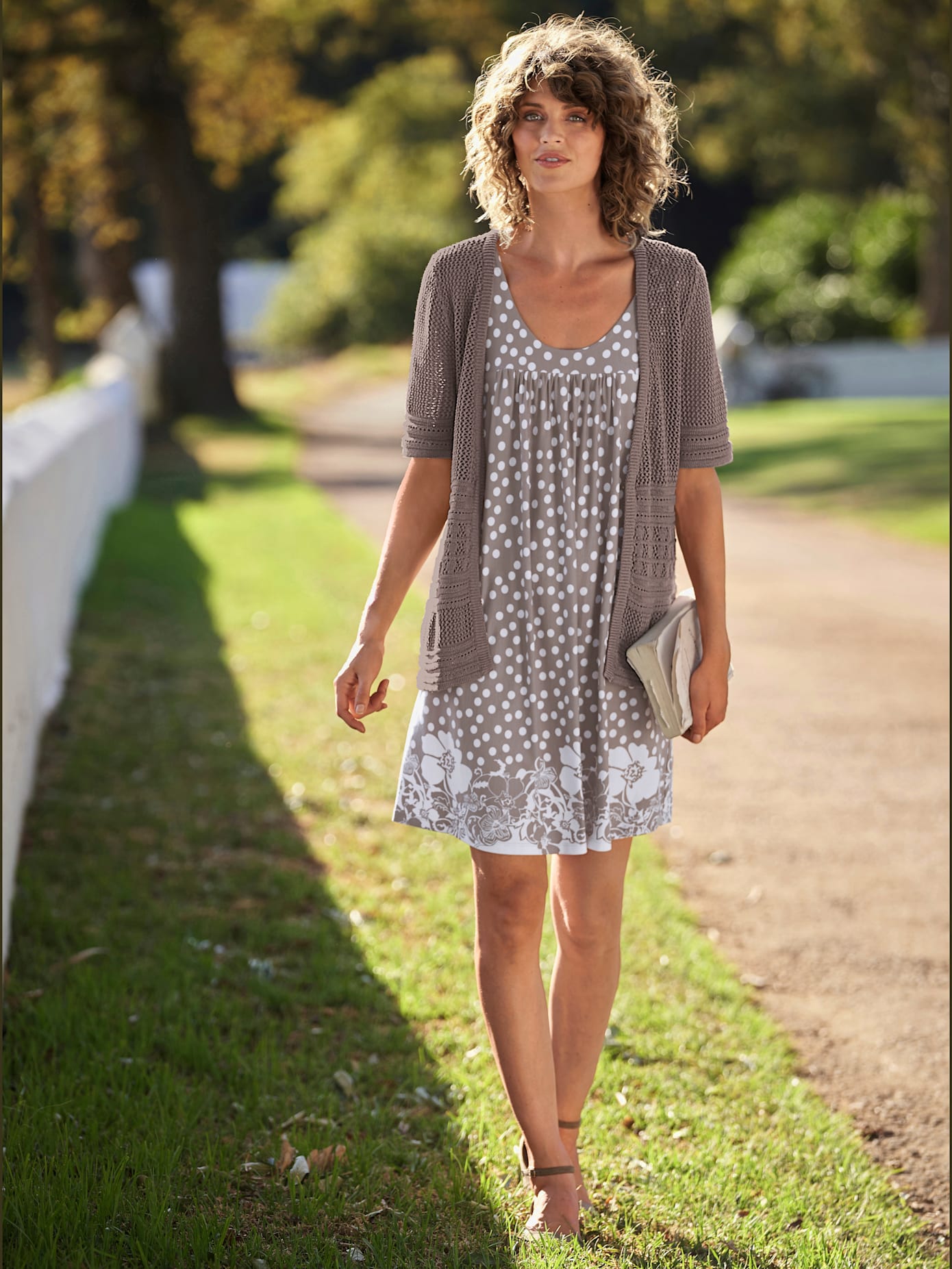 Veste en tricot motif ajouré léger