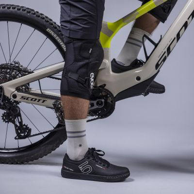 EVOC Knee Protector LS Flex Enduro