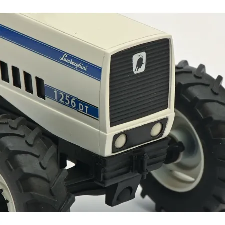 Schuco Lamborghini 1256 DT 1:32