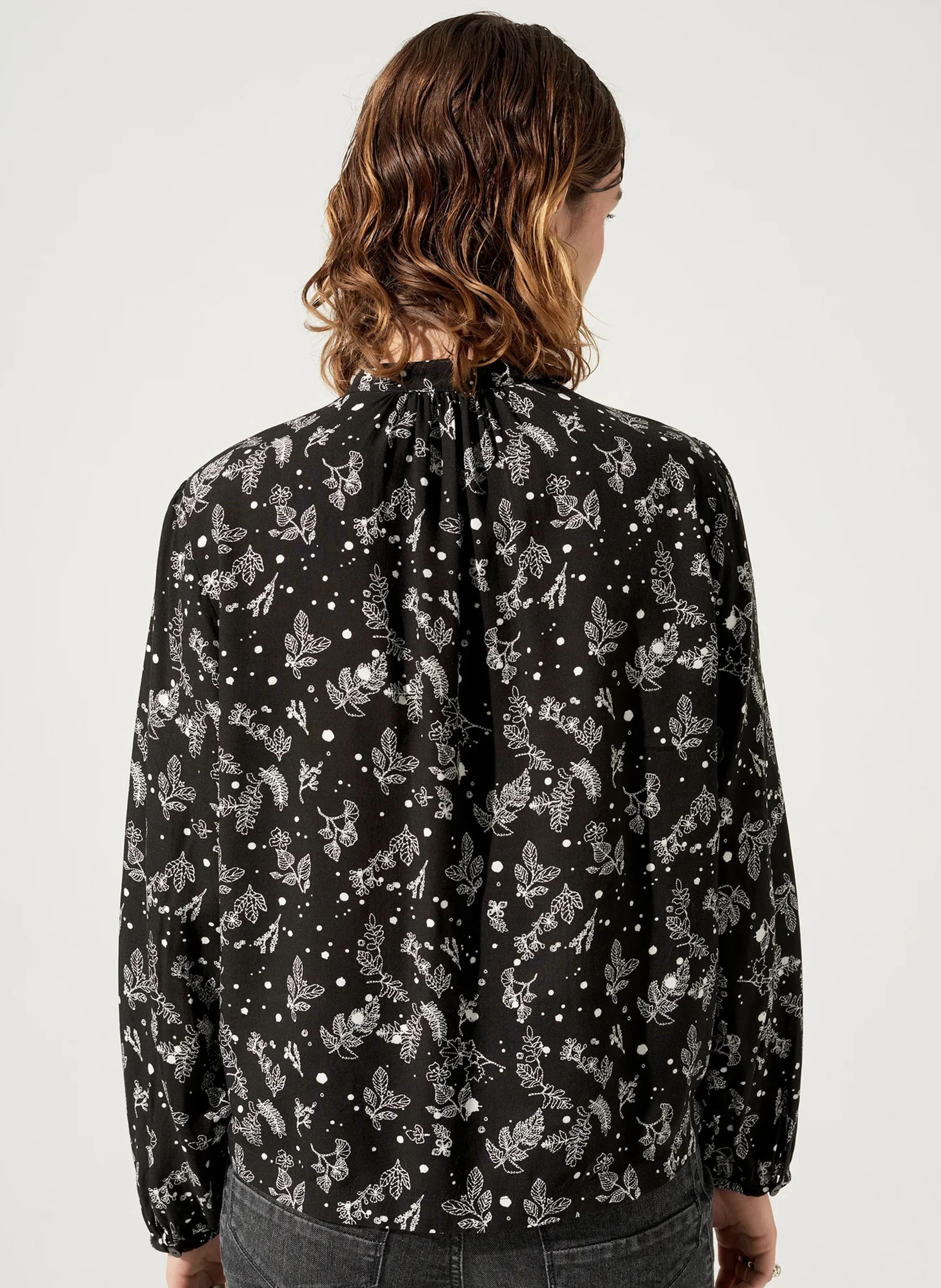 THELMA - Blouse droite à col V | Noir