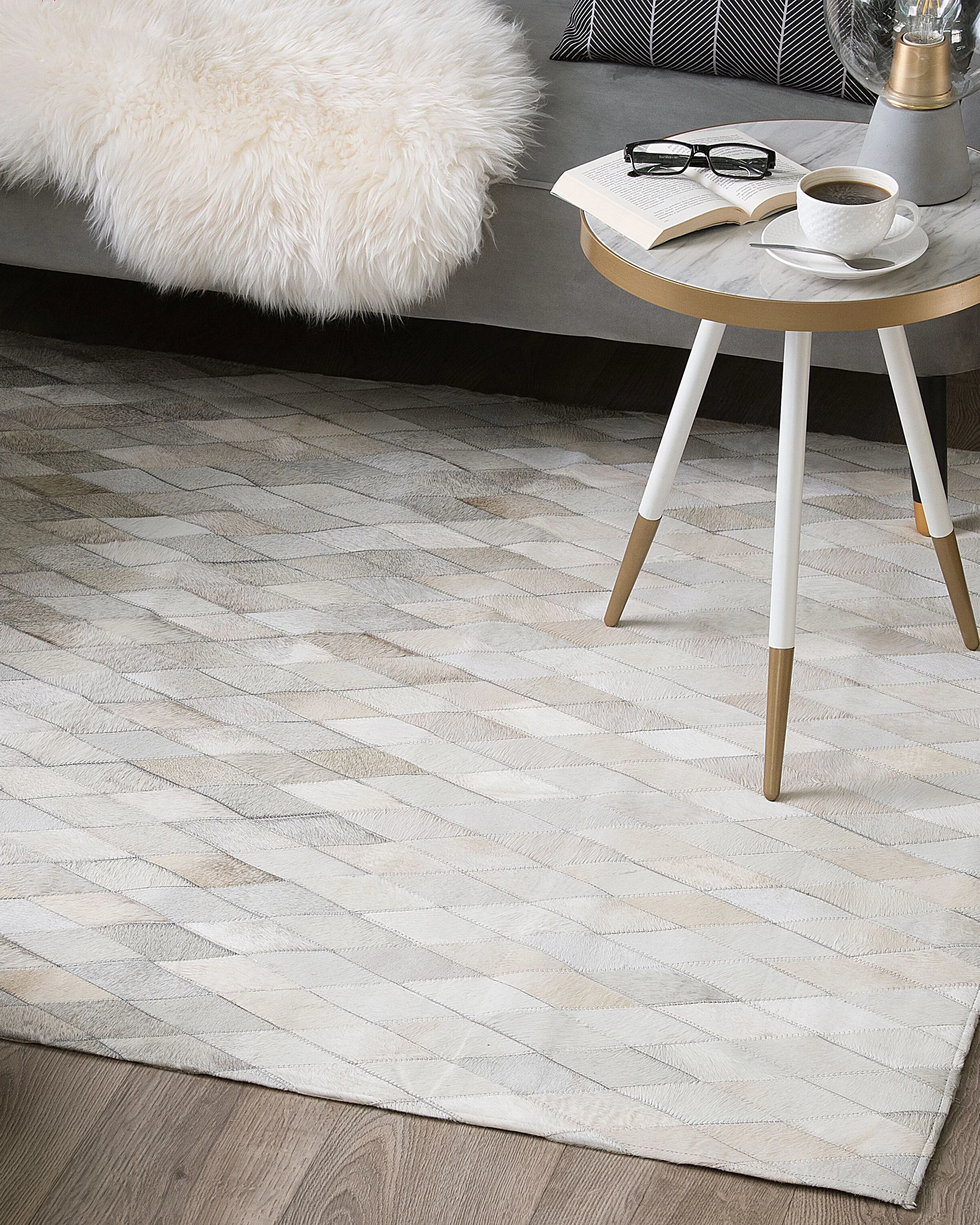 Vloerkleed MALDAN Beige 160 x 230 cm Leer