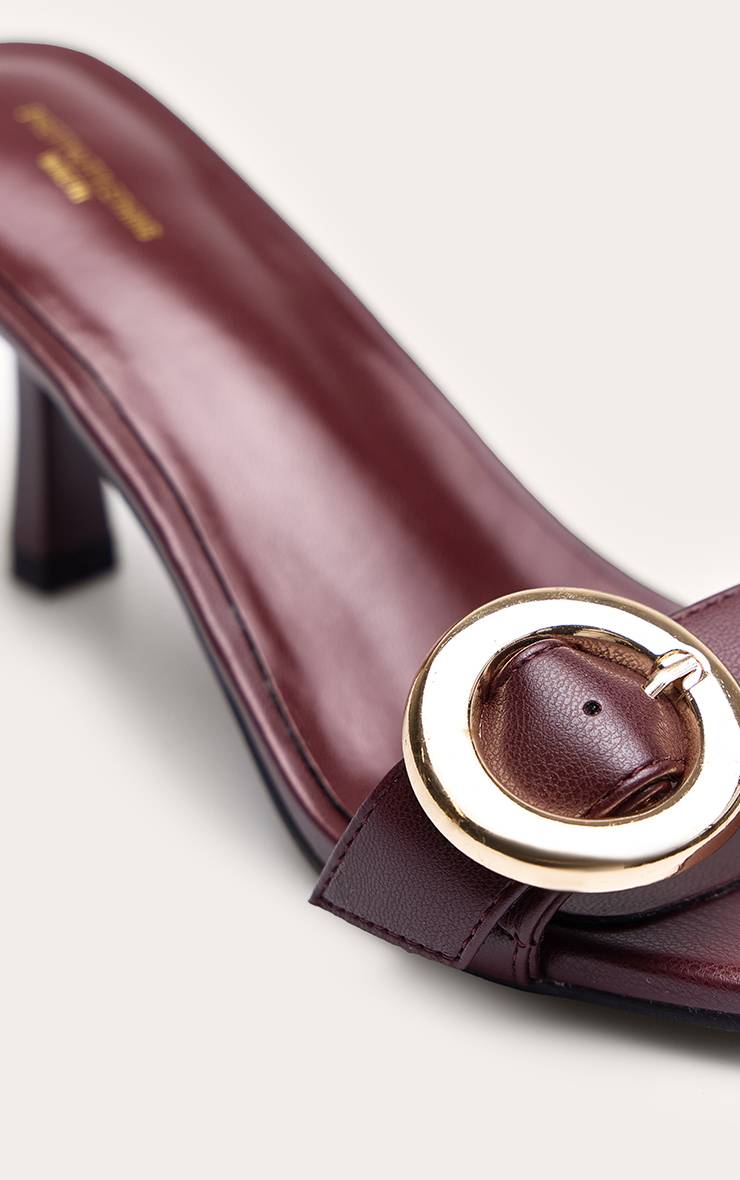 Rouge Bordeaux Mules À Petit Talon En Synthétiquecuir À Bout Carré Avec Boucle Coupe Large