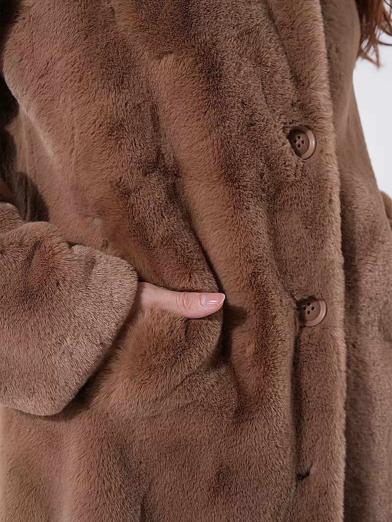 RINO&PELLE Mantel in Felloptik NONNA camel