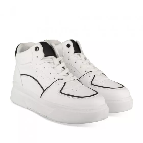 Baskets NOIR MERRY SCOTT