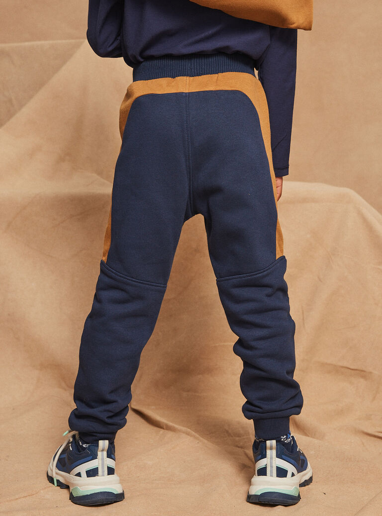 Jogging marron et bleu marine