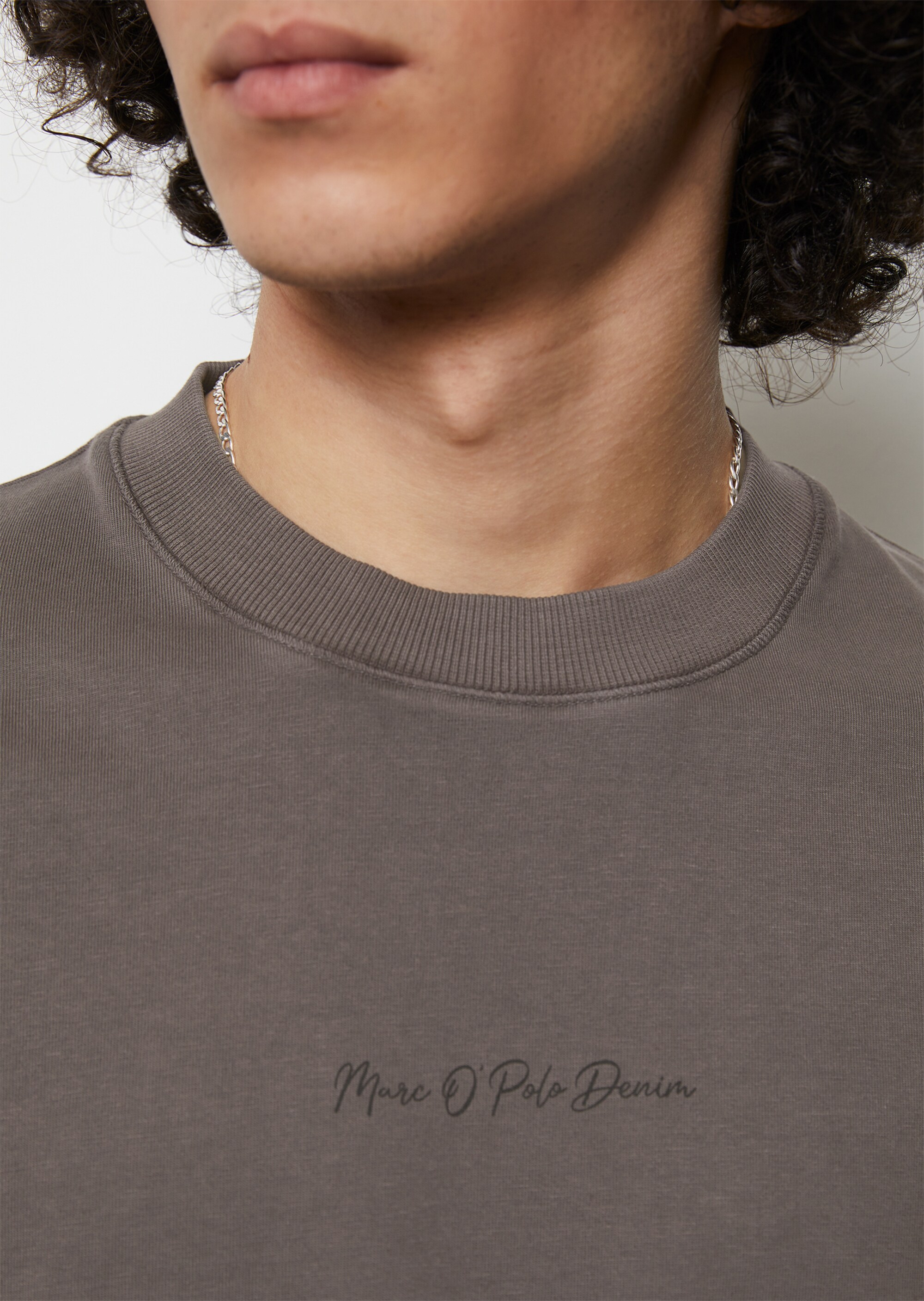 T-Shirt relaxed mit Rückenprint