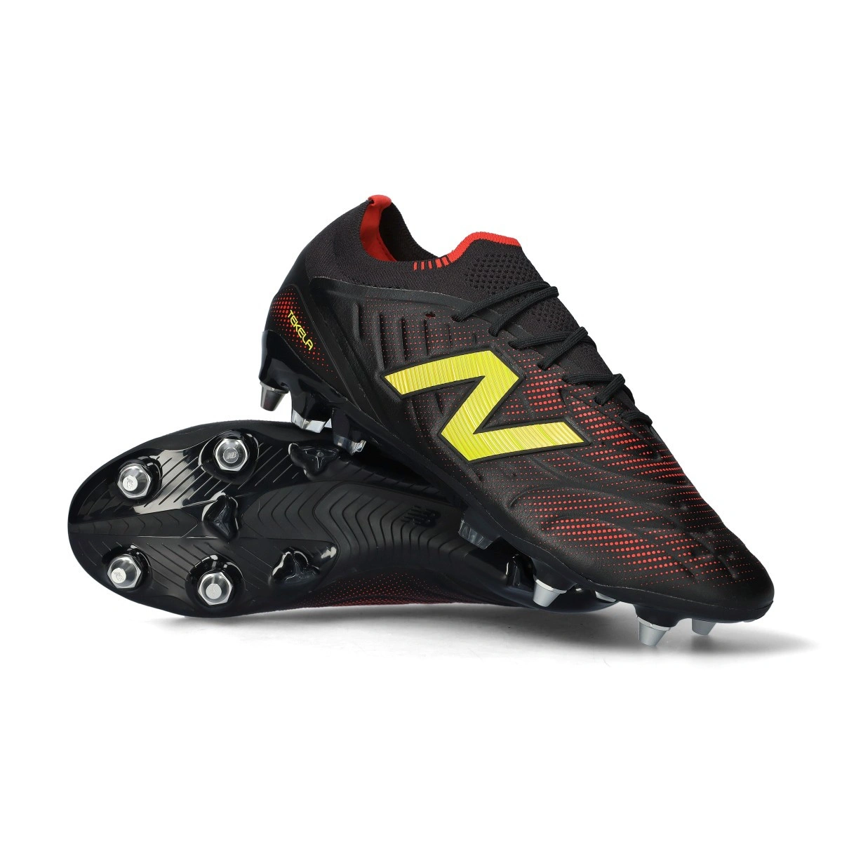 Chuteira New Balance Tekela Elite Low Laced SG V5