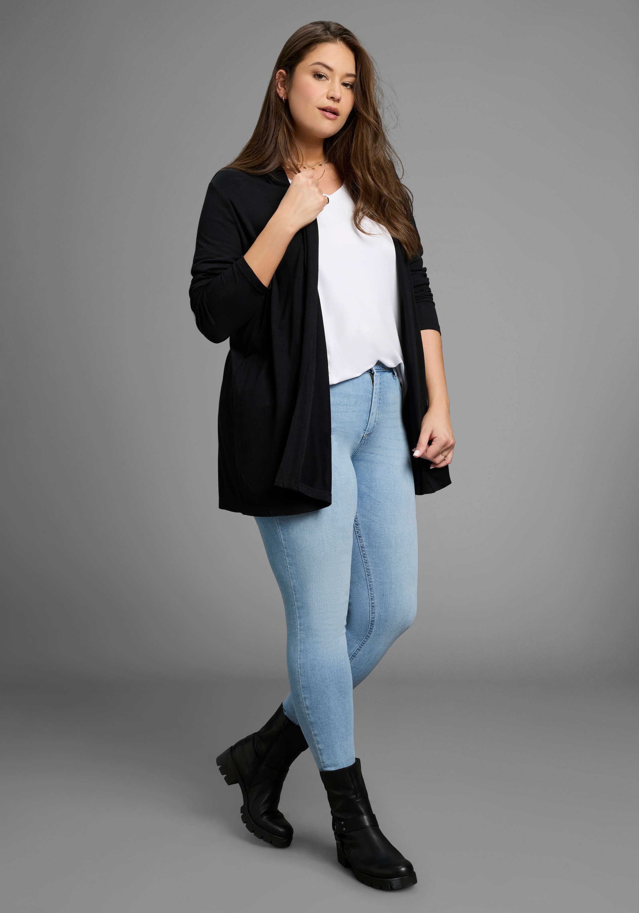 Laura Scott CURVE Strickjacke , aus angenehmem Jerseymaterial - GROSSE GRÖSSE