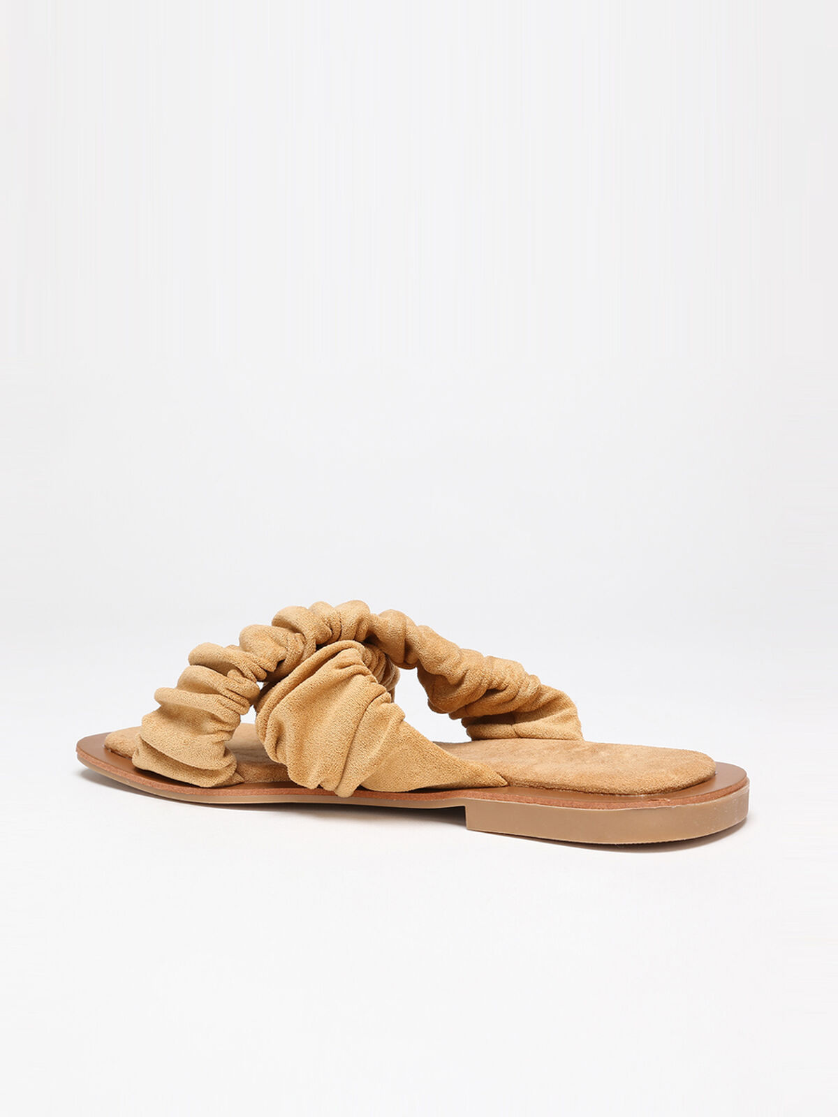 Mules à brides smockée en suédine- Camel