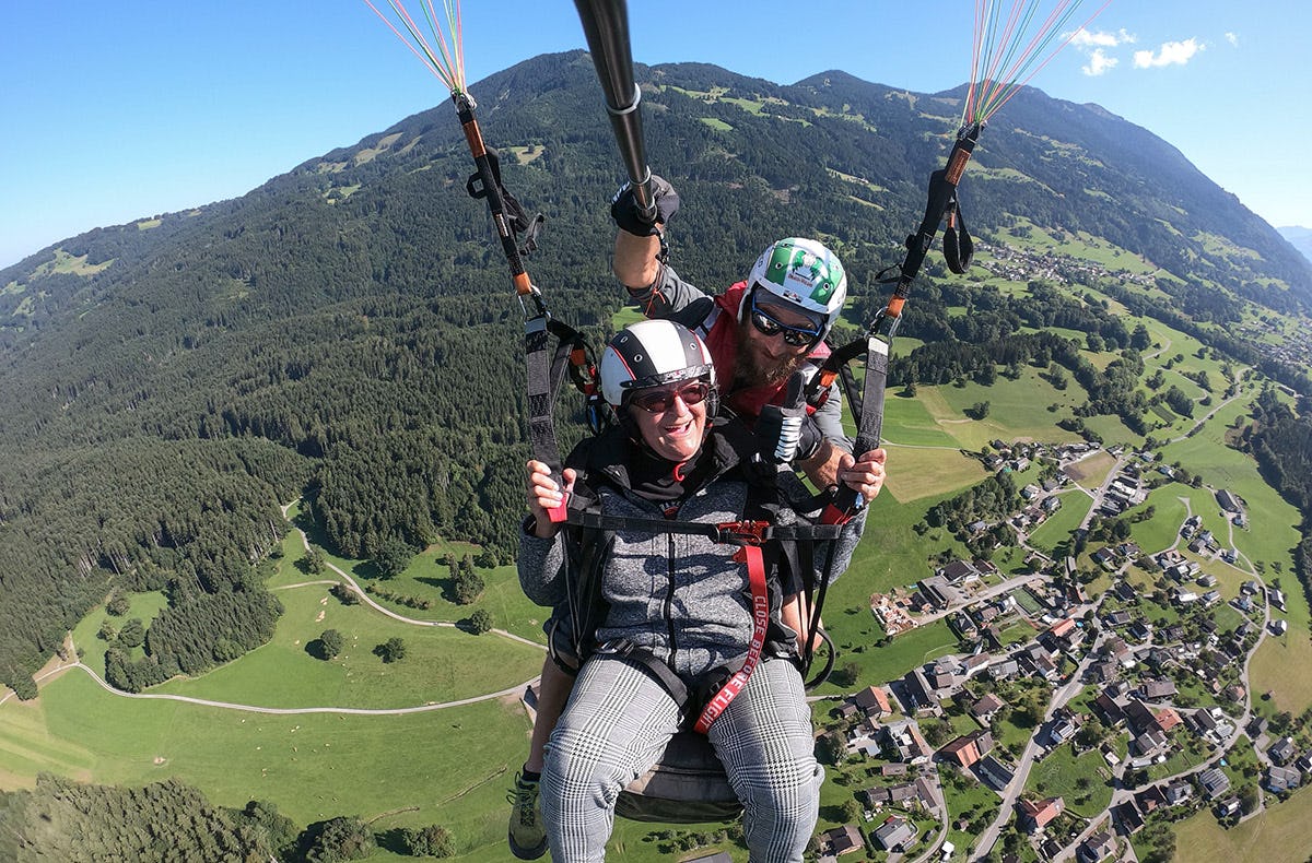 Gleitschirm Tandemflug Silbertal| mydays
