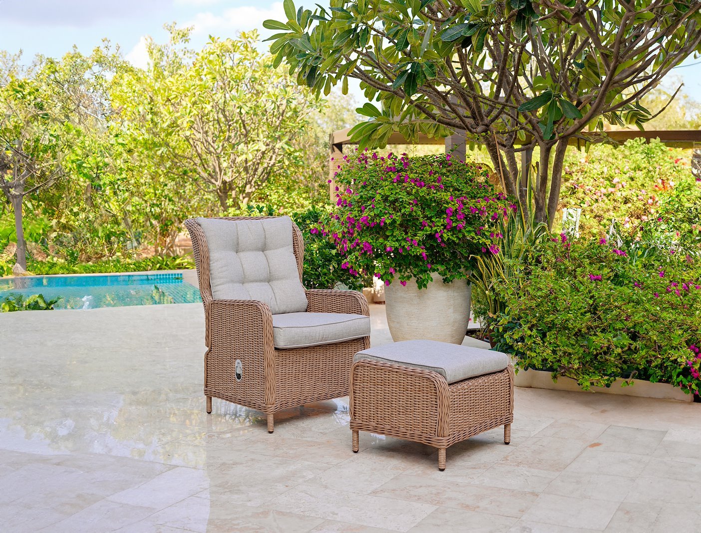Mågerø Recliner m/pall Beige putesett