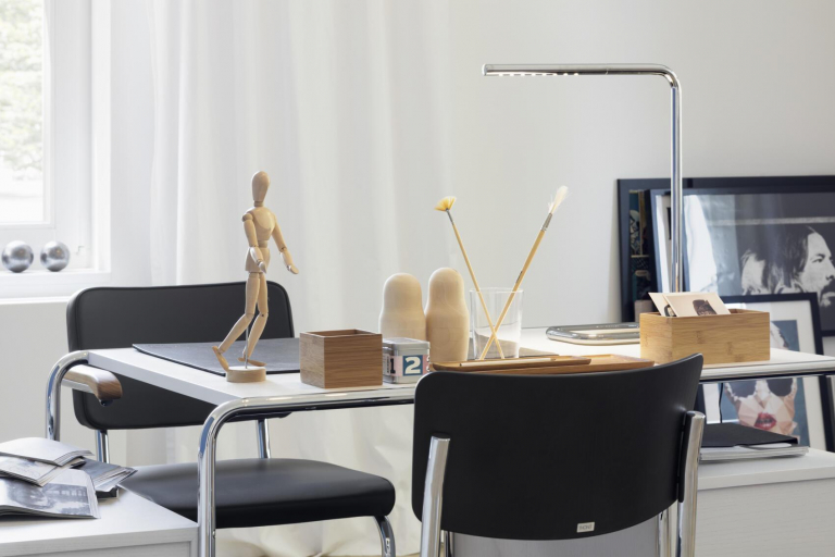Thonet S285/5 bureau essen open poriën zwart, zwart onderstel