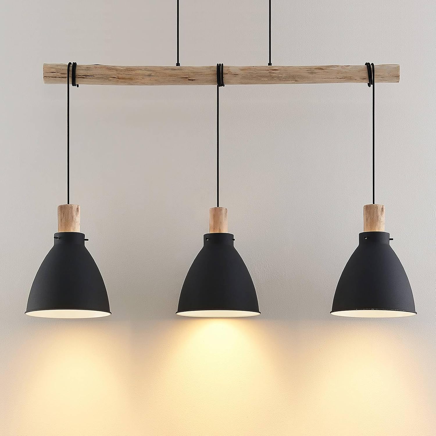 Lindby Esstisch Pendelleuchte Metall Holz, Hängeleuchte Esszimmer 3x E27 max. 60W ohne Leuchtmittel Hängelampe Wohnzimmer Esszimmerlampe Küchenlampe