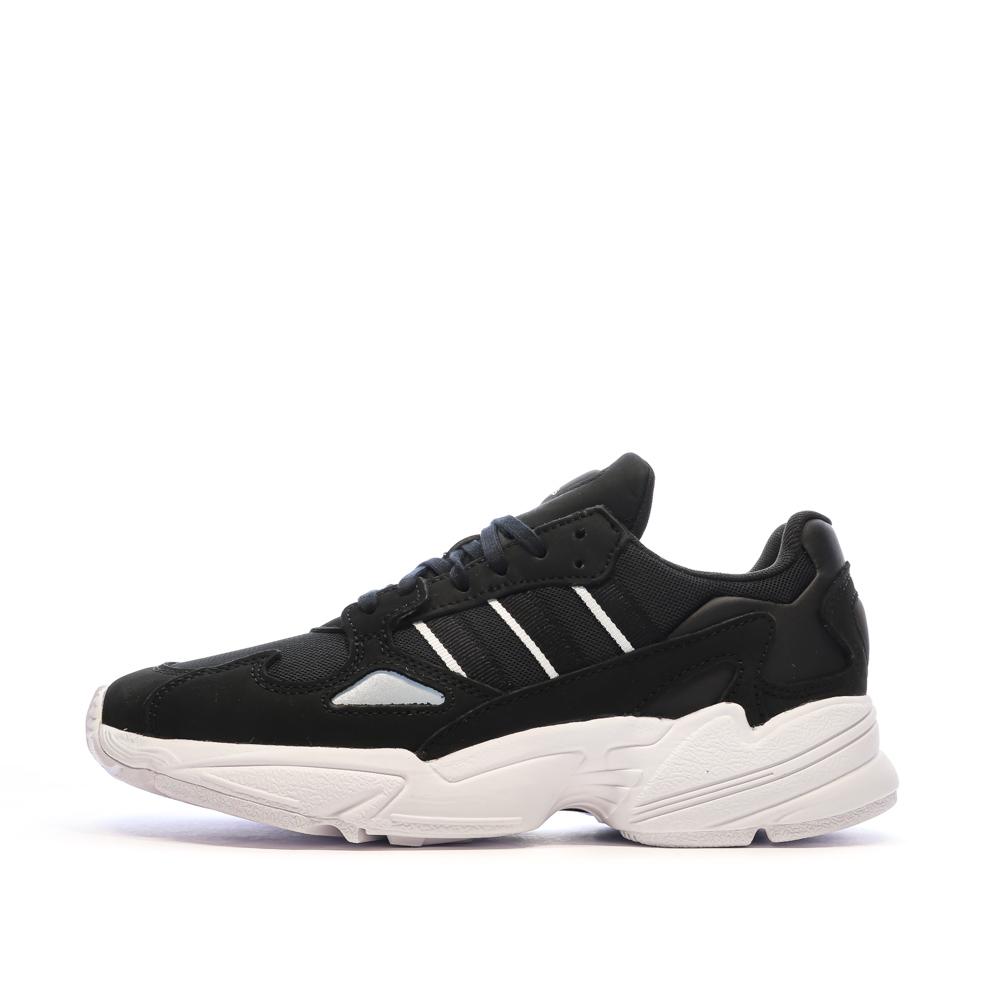 Adidas Baskets Noires/Blanches Femme Adidas Falcon