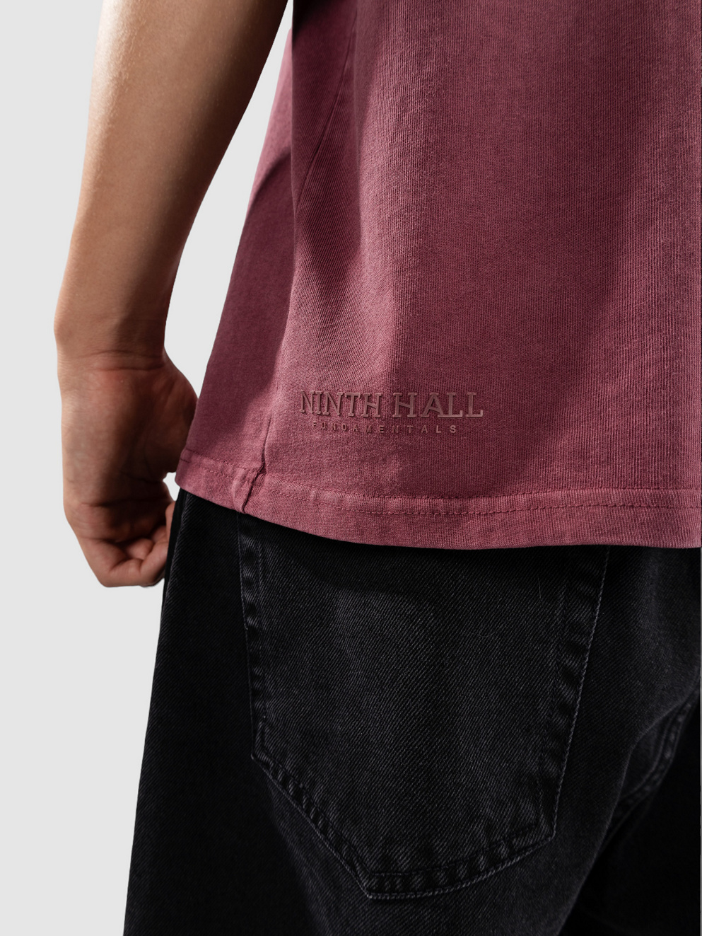 Ninth Hall Fundamental T-Shirt dark red