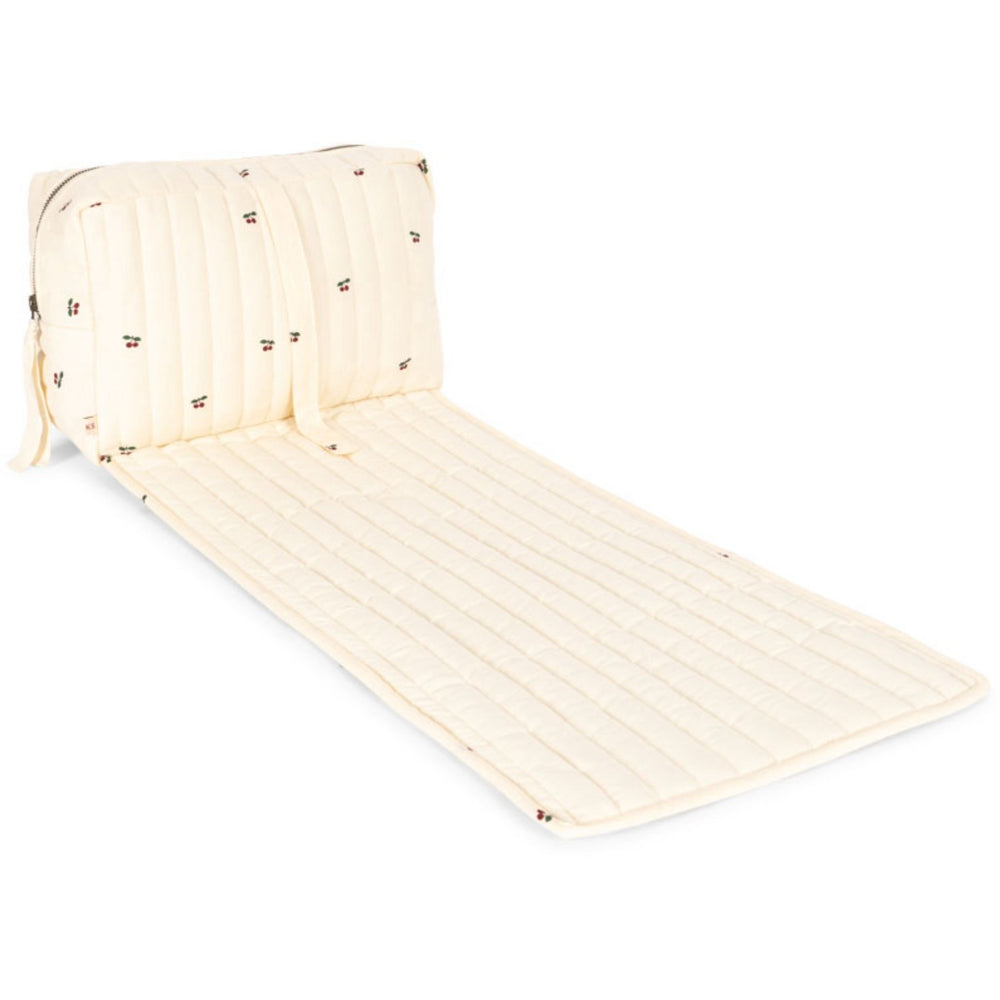 Køb Konges Sløjd Cherry Aop Bonnie Changing Pouch