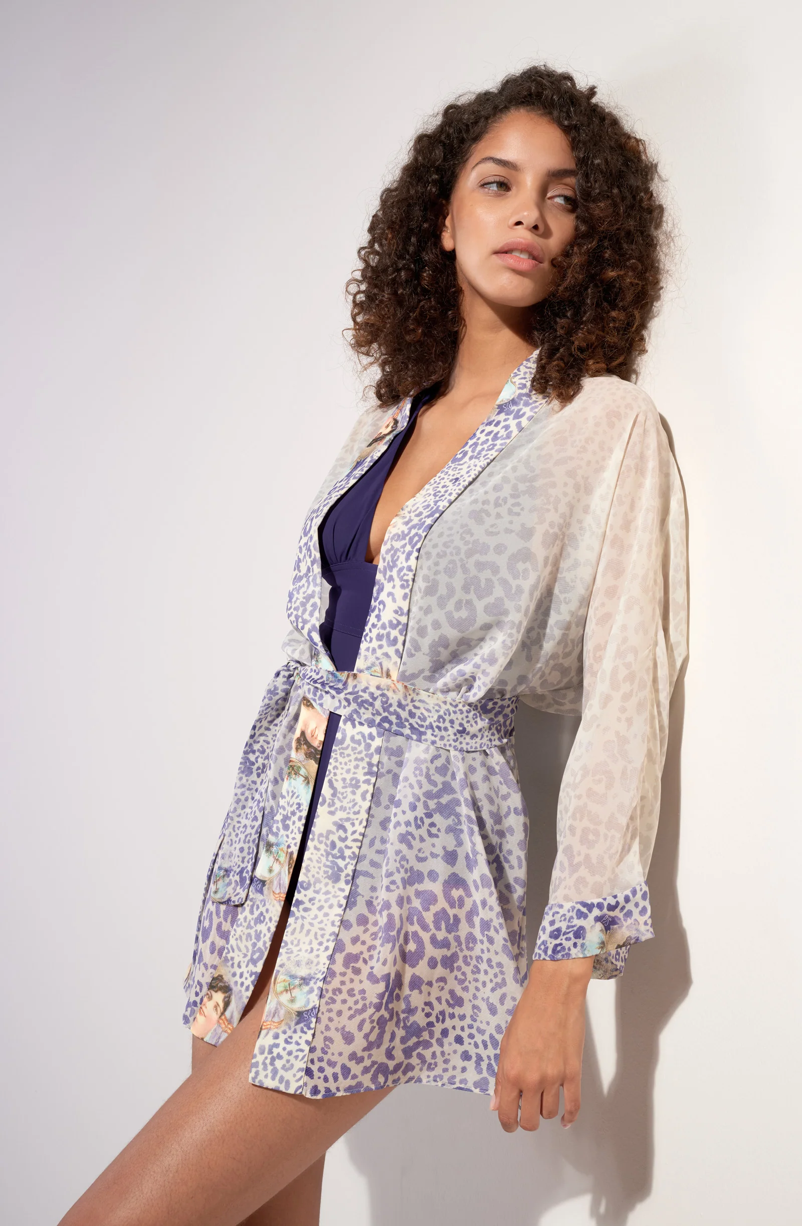 kanni Veste kimono en voile fixe semi-transparent imprimée Cuba