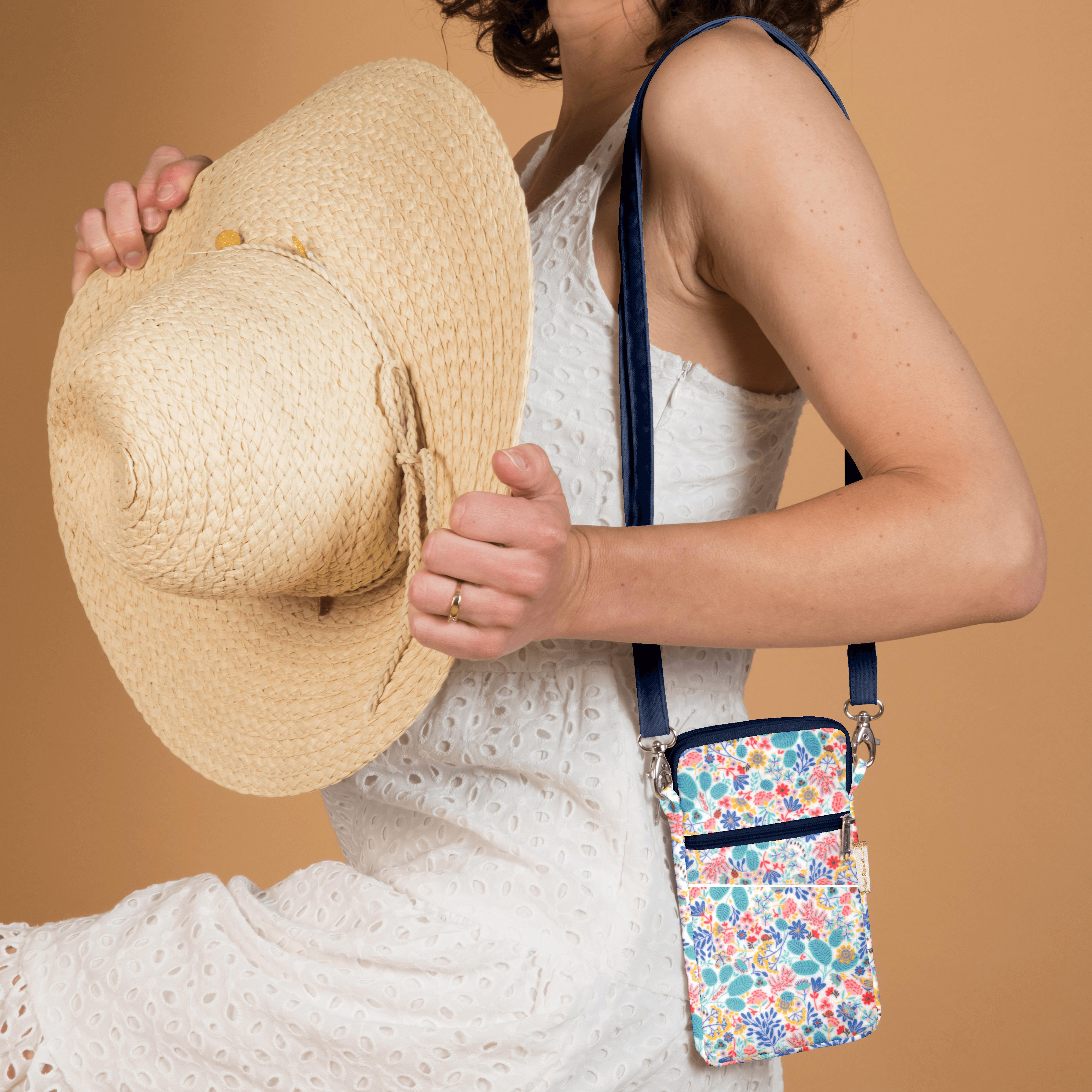 Pochette Téléphone Matelassée Champêtre Bleuté