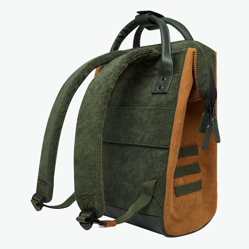 Sac à dos Adventurer Medium 23 litres + 2 grandes pochettes Doha