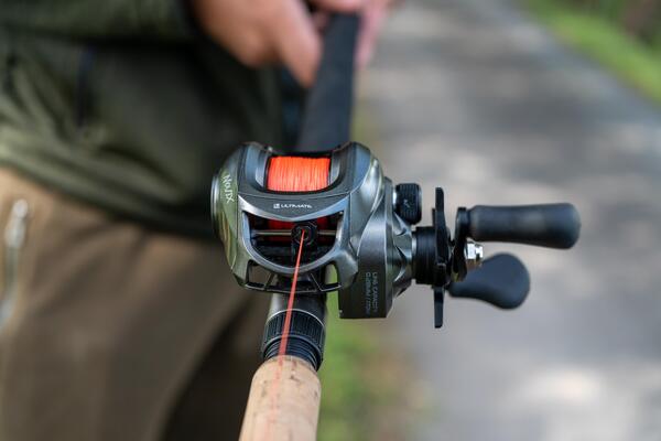 Moulinet casting Ultimate Novix BC