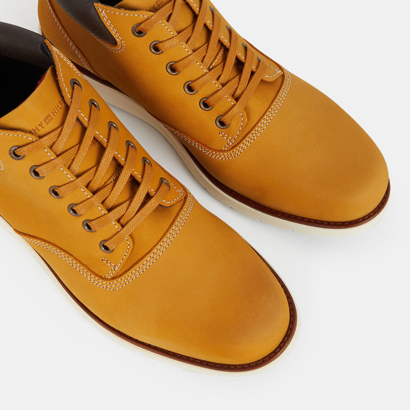 Tommy Hilfiger Boots en Nubuck Premium Hybrid moutarde