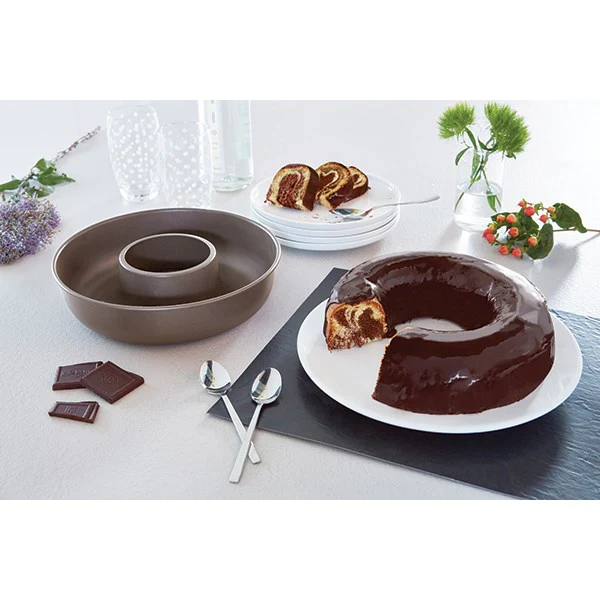 Moule à savarin ou couronne acier revêtu anti-adhérent 24 cm Mathon
