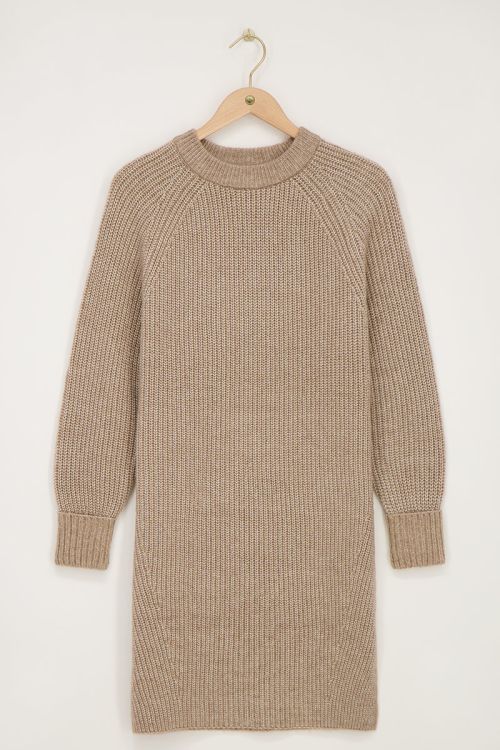 Beige midi jurk gebreid