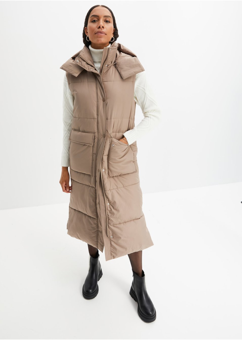 Veste sans manches matelassée en polyester recyclé avec capuche amovible