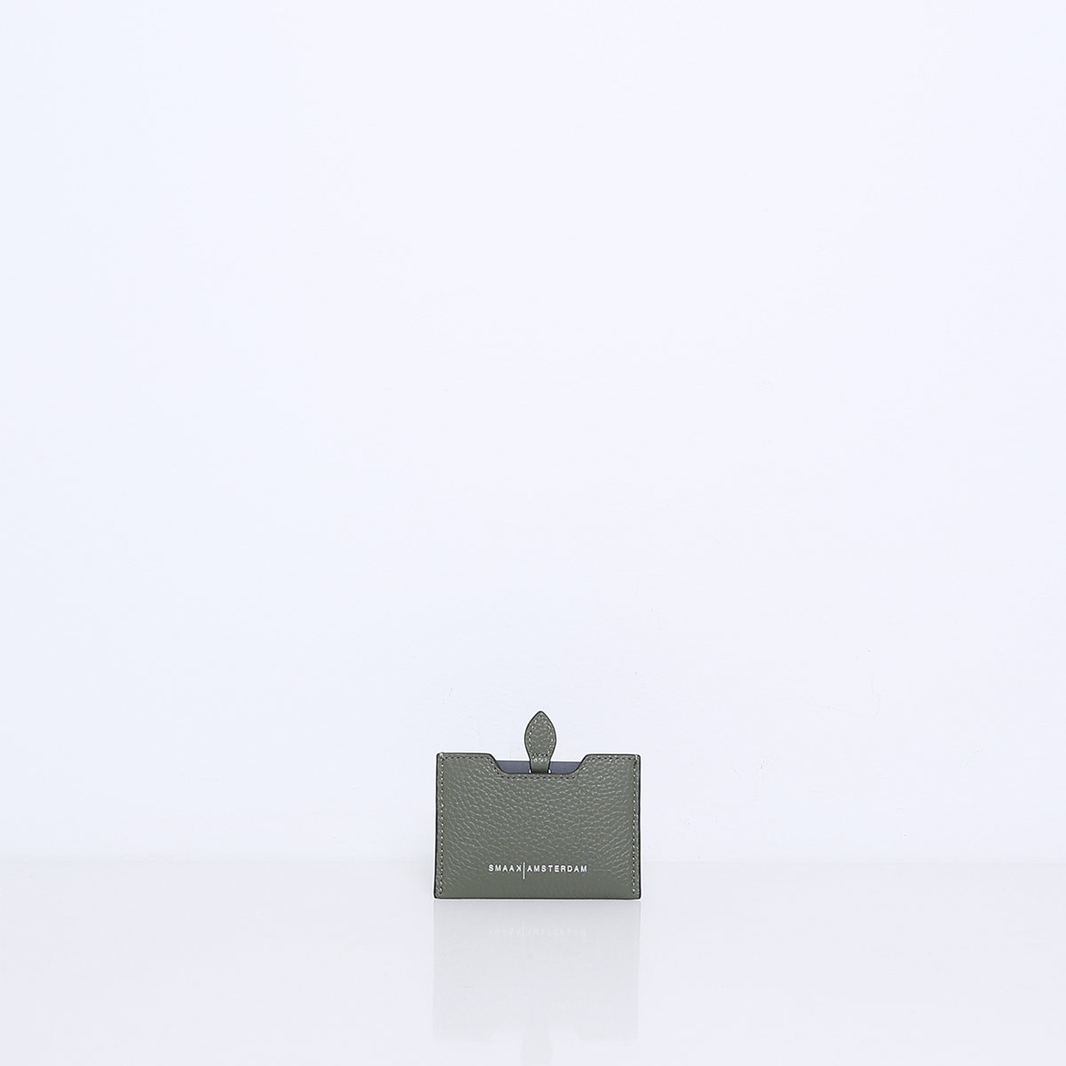 POLLY | PINE