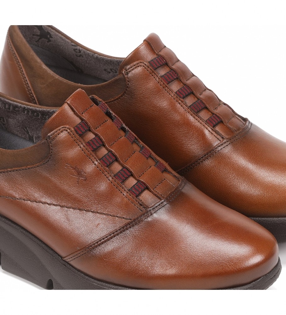 Sapatos Fluchos F1357 em couro marrom