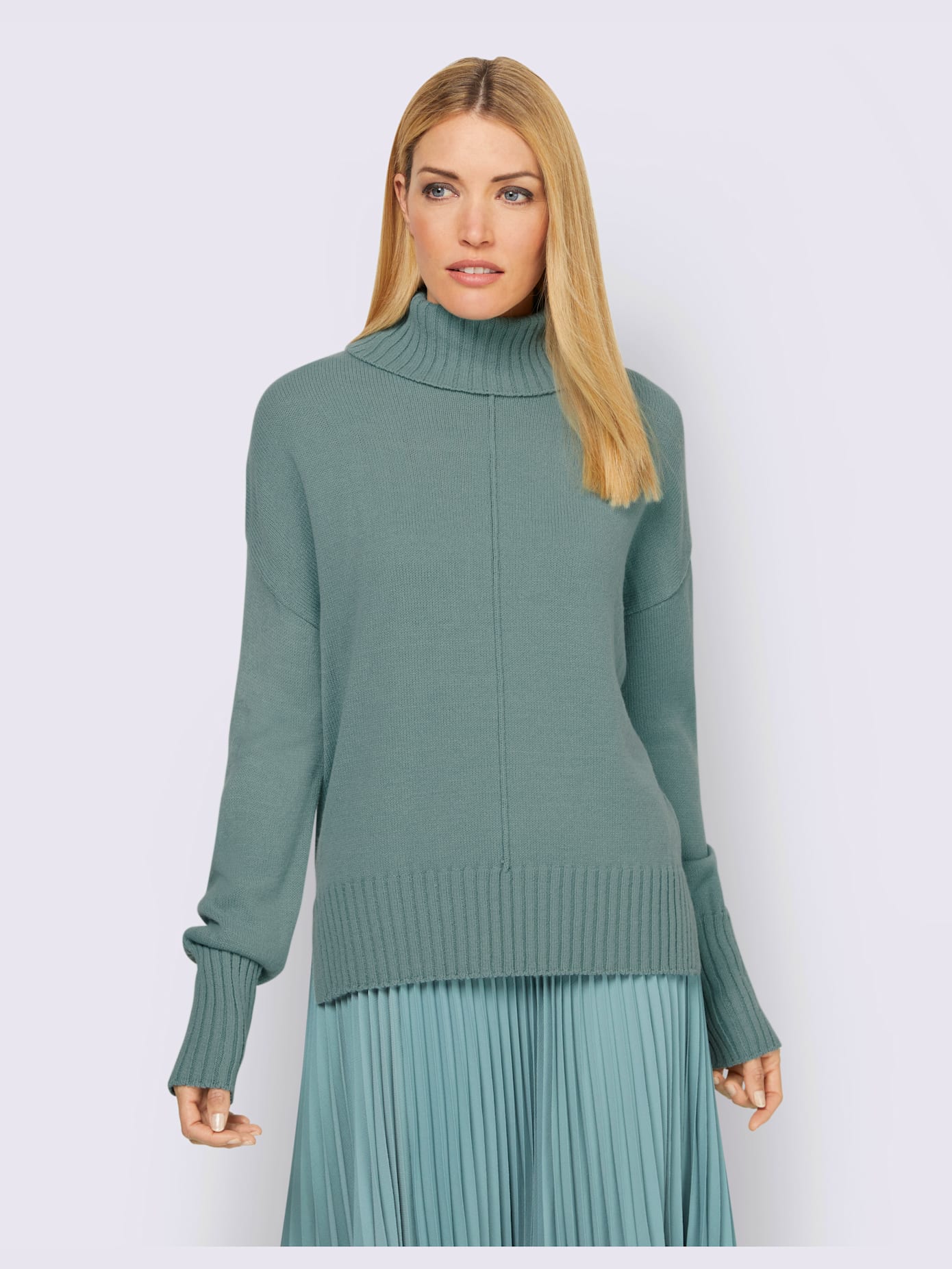 Pull col roulé flatteur