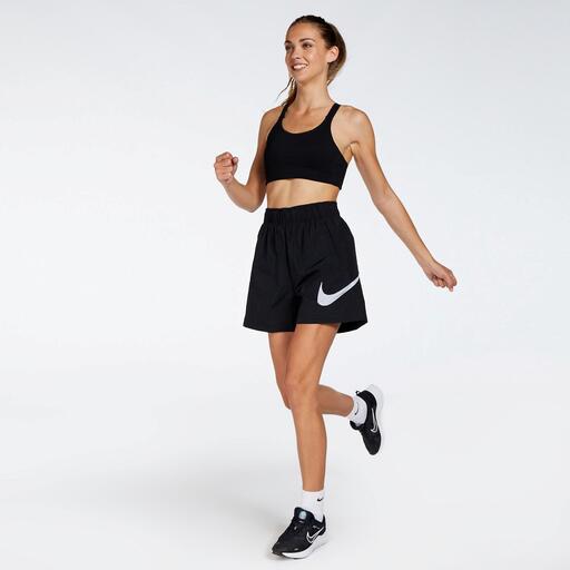 Nike Essent
